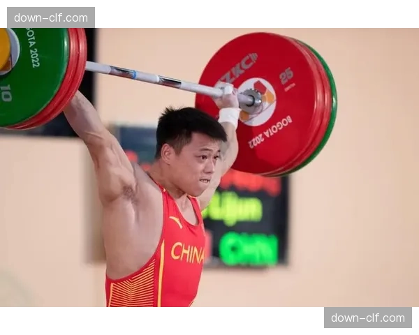 哥伦比亚举重名将乌尔巴埃斯正式入籍巴林，将代表中东国家出战亚运会